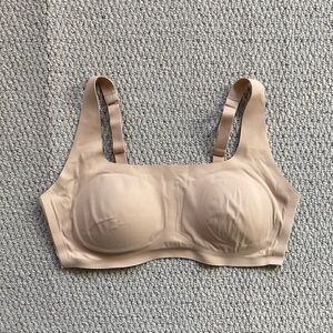 Skims Naked Scoop Bralette in Clay